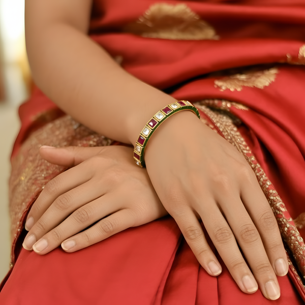 Regal Radiance – Ruby & Kundan Gold-Plated Bangle