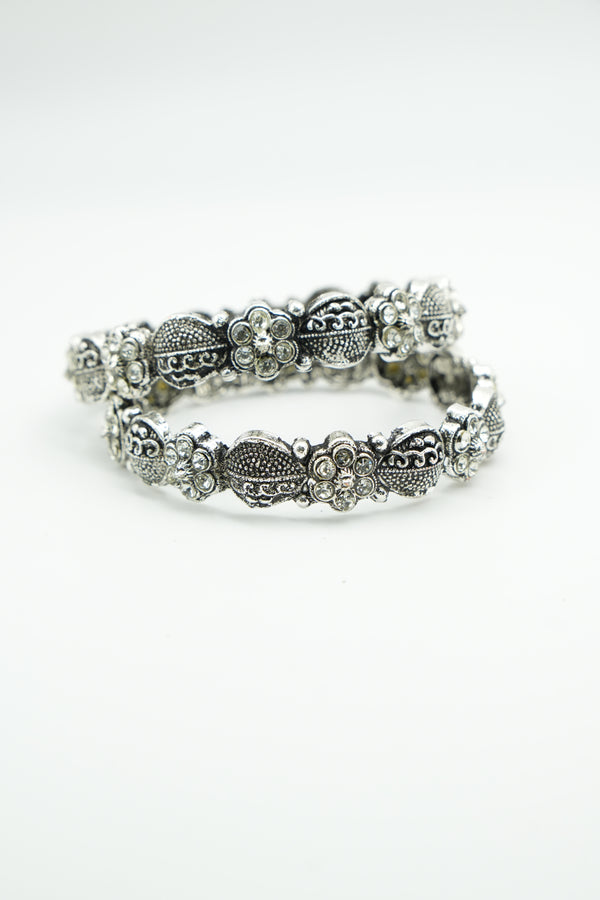 Minimalist Adjustable Bangle - Victorian Jaipur