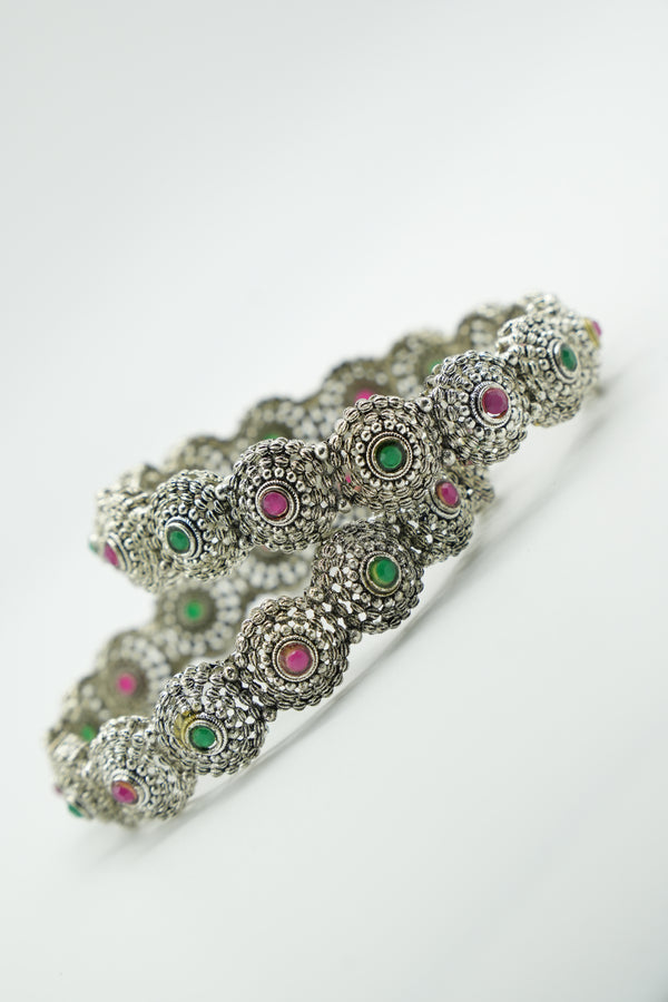 Elegant Gold-Plated Bangle - Victorian Jaipur