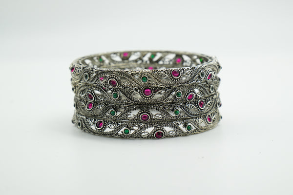 Elegant Gold-Plated bangle - Victorian Jaipur